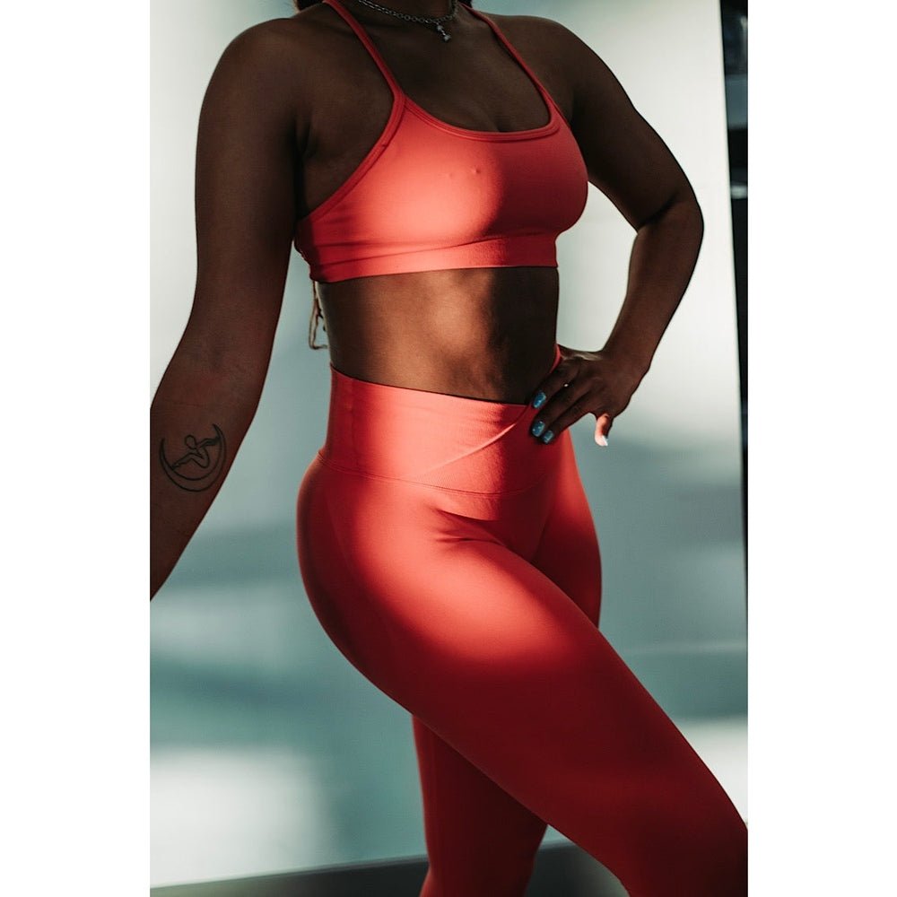 V Waisted Scrunch Butt Leggings